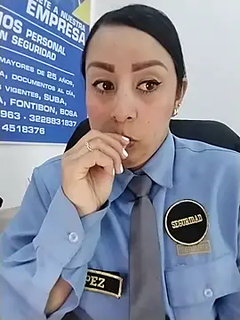 Вебкам-шоу Cristal_Security-1
