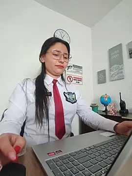 Show de Queen_linda1 na webcam