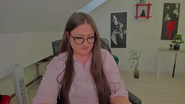 MistressDarrah Live XXX Chat