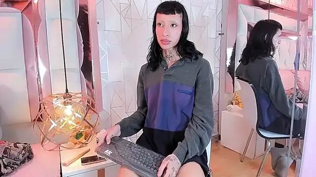 MadisonWood01 Webcam-Show