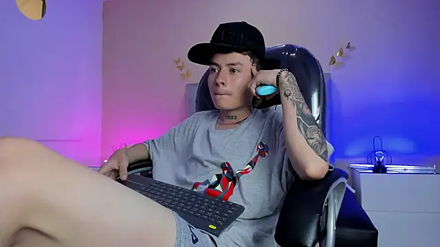 Chat +18 de Nascary_Fox ao vivo