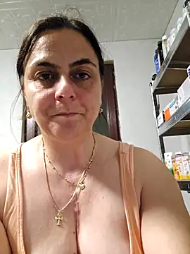 IsabelleCraft's Live XXX Chat