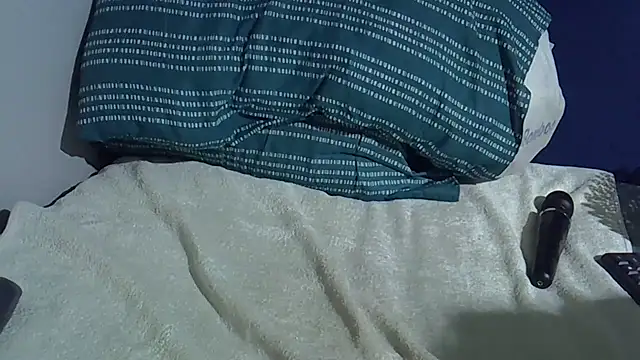 Talia82's Webcam Show