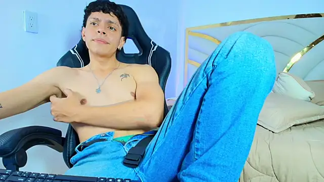 Živý XXX chat Milo_Storm