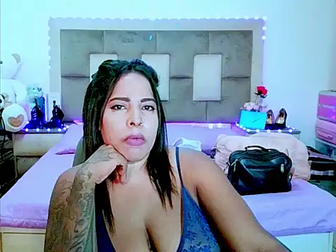indiantopaz694u 라이브 XXX 채팅