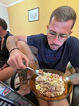 Živý XXX chat MeladoDiMel