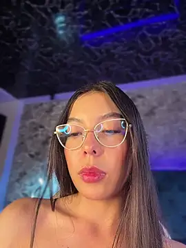 Živý XXX chat Emiily_Rouse
