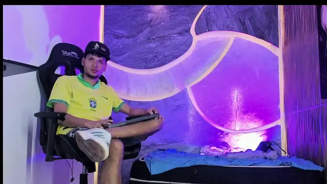 Show modela Iam_steven_ na web-kameri