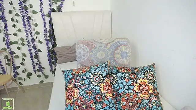 NathaliaSweet_11 Adlı Modelin Canlı XXX Sohbeti