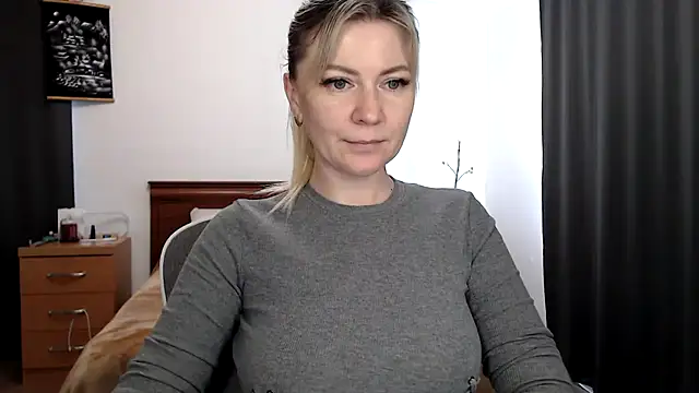 ParadiseAlina's Live XXX Chat