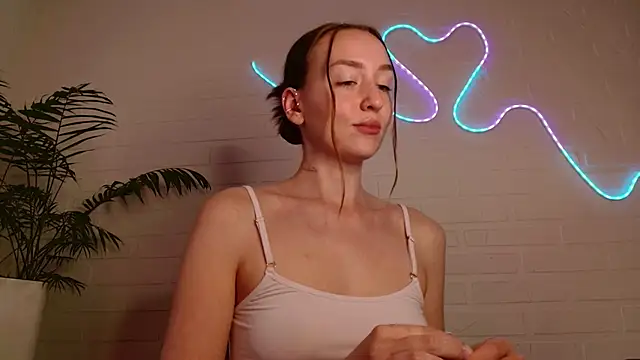 WhitePrincessLuna's Live XXX Chat