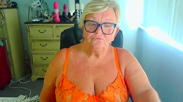 BridgetBlueEyes – Naživo XXX chat
