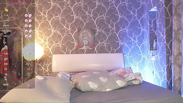 Živý XXX chat MiaMiaMeow