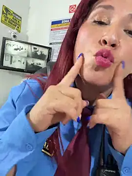 Megan-01- – Live XXX-chat