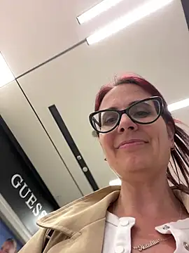 Chat +18 de NataKitten ao vivo