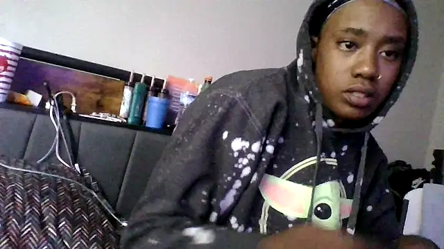 BedazedFirefly live XXX chat
