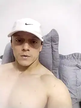 RAFAELQUINTEROSCAVALHEI's Webcam Show