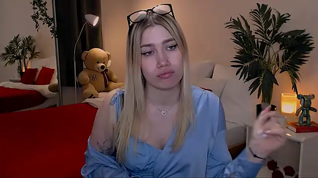 Chat +18 de blonde_angell ao vivo