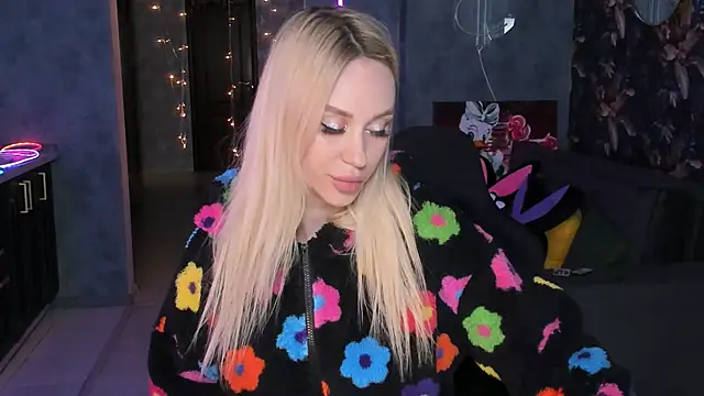 Blckmirrorr's Live XXX Chat