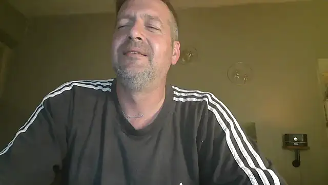 matrikes1 Live XXX-chat