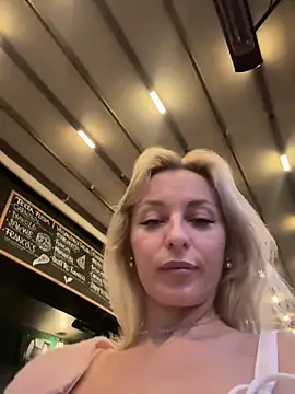 VikaBunny1 Chat XXX in diretta