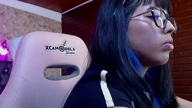 XXX chat uživo modela Abril_gap