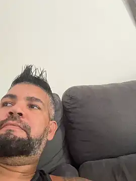 Chat +18 de adgato ao vivo