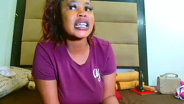 SpicyKittyxxx's Webcam Show