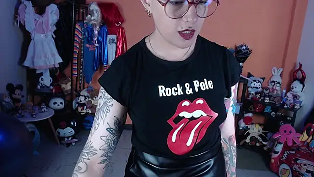 MissMiia2 Live XXX Chat
