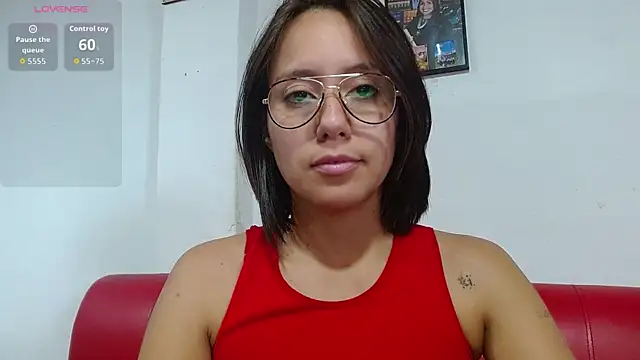 Chat XXX en directo de LunaaMorena