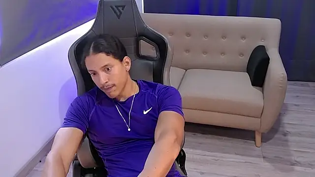 Liam_V 网络视讯表演