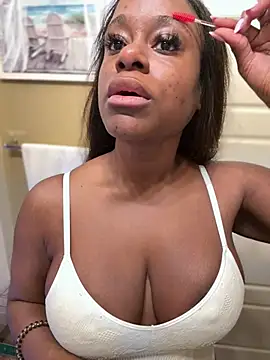 Czat XXX na żywo – TikaMoon