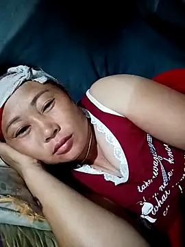 XXX chat uživo modela kalara_kail
