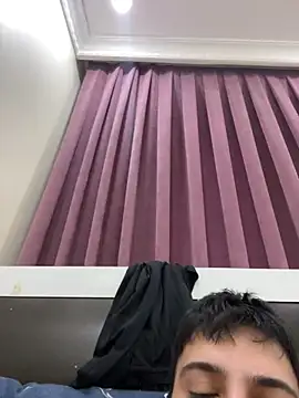 Errie1327 Chat XXX live