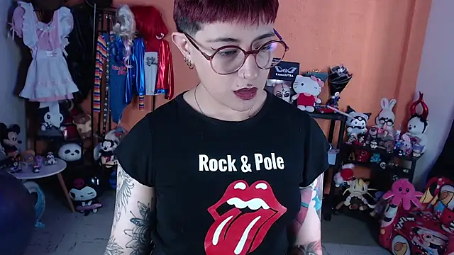 MissMiia2 – Naživo XXX chat