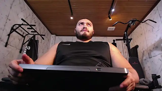 Webkamerová show Darius_Wolfe
