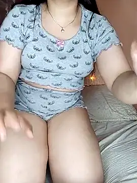 LONA-_- Live XXX-Chat