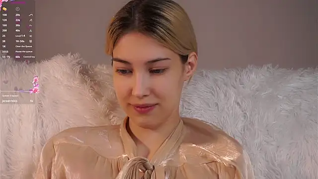 AngelicRice élő XXX-chatje