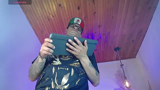 Nickk_21_'s Live XXX Chat