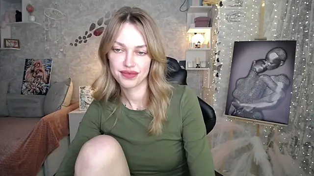 NickyAdamidi Adlı Modelin Canlı XXX Sohbeti