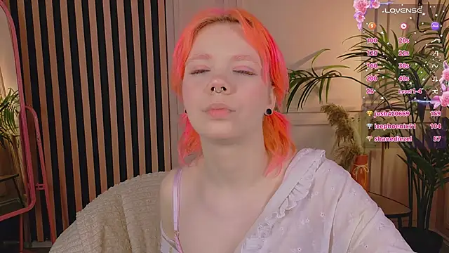 Waifu_Ketrin's Live XXX Chat