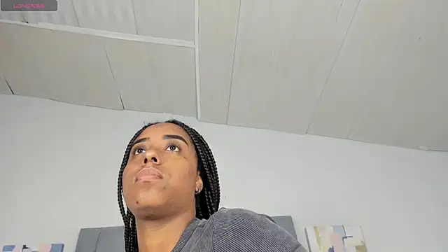 Sophia_Ebony: απευθείας συνομιλία ΧΧΧ