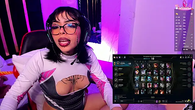 Nyvethn Live XXX chat
