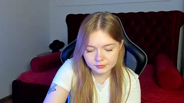 ElinaVale Live XXX-chat