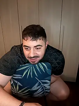bear_skinny Webcam show