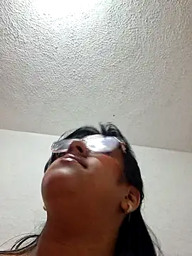 ZaidaWet's Live XXX Chat