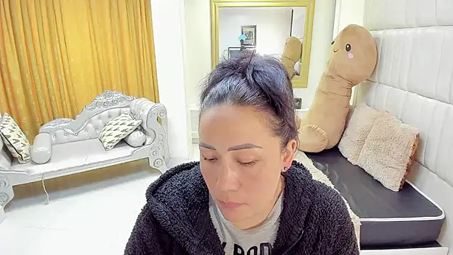 gaby_trent live XXX chat