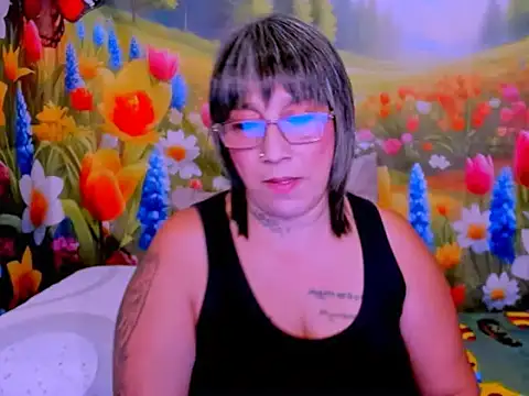 Živý XXX chat indianroxy