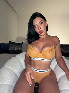 krissiswrld- Adlı Modelin Web Kamerası Şovu