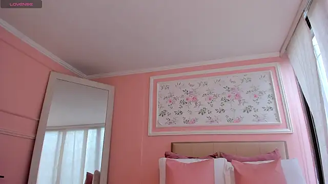 mae_lyra élő XXX-chatje